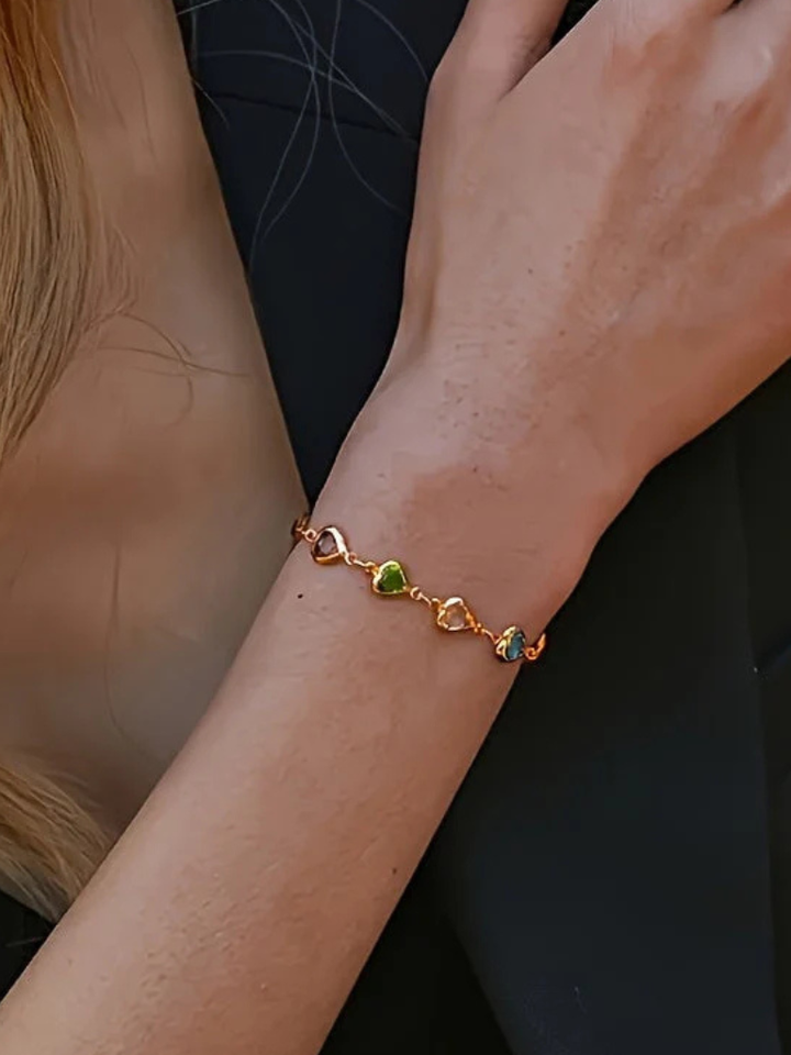 Gwen | Heart Link Bracelet