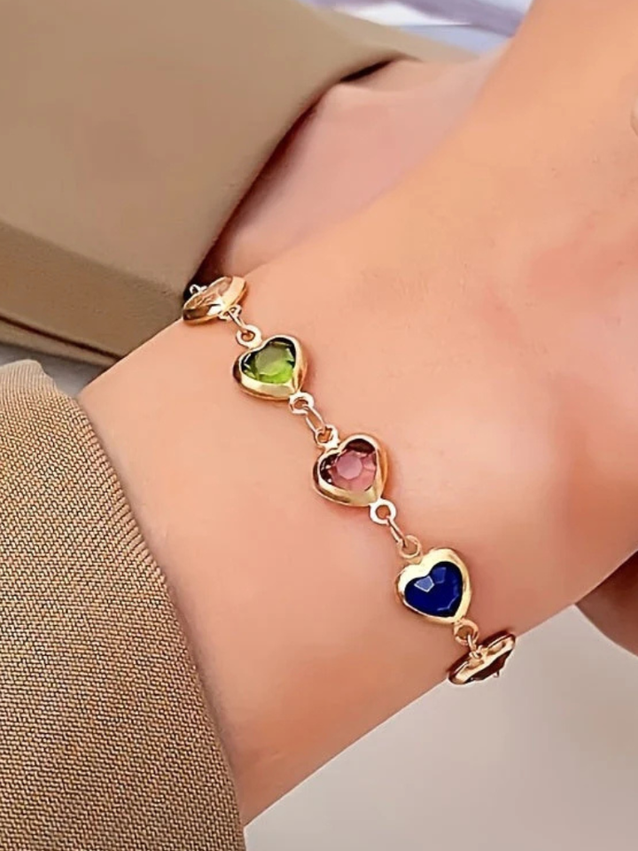 Gwen | Heart Link Bracelet