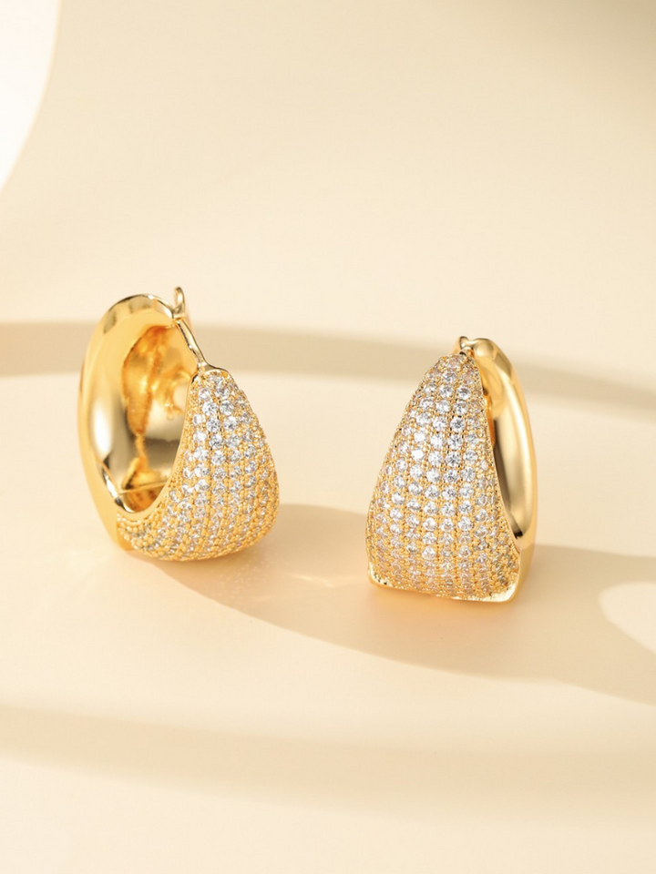 Juli | Pavé Huggie Hoops