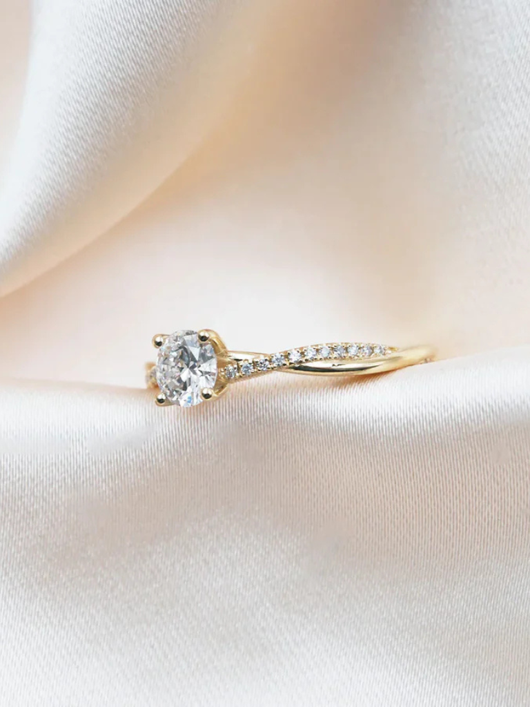 Auroro | Twist Ring