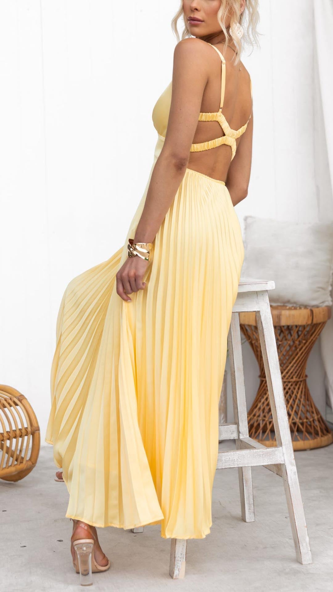 Aby | Pleated Elegance Dress
